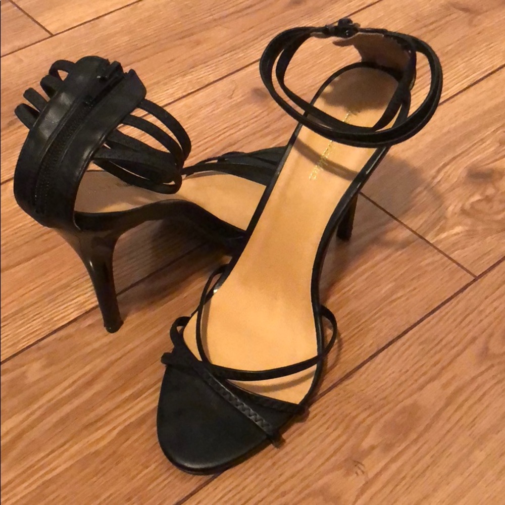 Black heeled sandals Mark and Maddusc